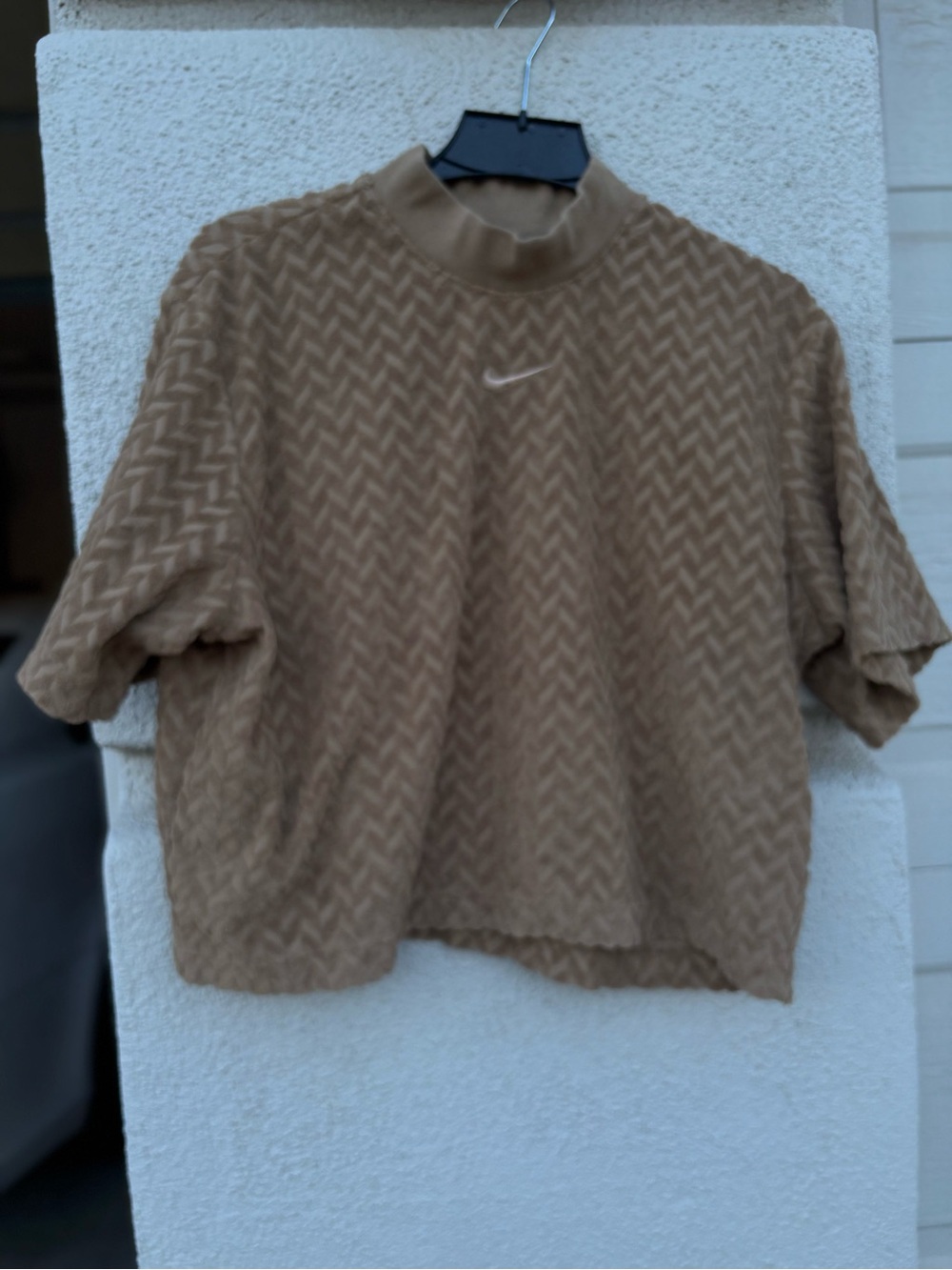 Nike Brown Chevron Knit Short Sleeve Tee